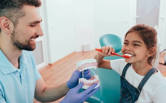 Costumbres dentales saludables para una clínica
